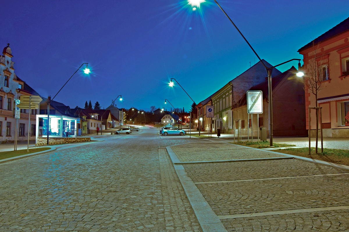 Rekonstrukce náměstí Nasavrky: Images 1